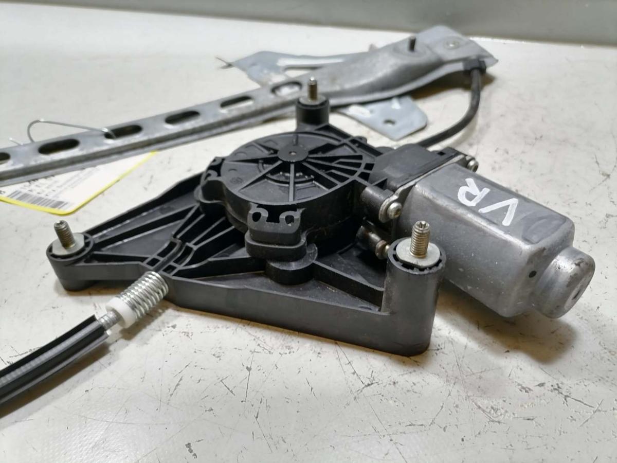 Peugeot 108 original Fensterheber vorn rechts elektrisch 5-T&uuml;rer Bj.2016